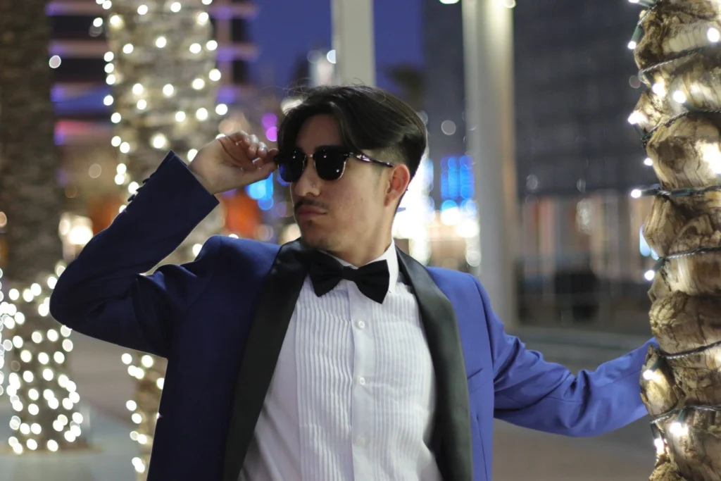 Burgundy Velvet Tuxedo With Black Satin Shawl Lapel For Men'S Prom Suits In Phoenix Az